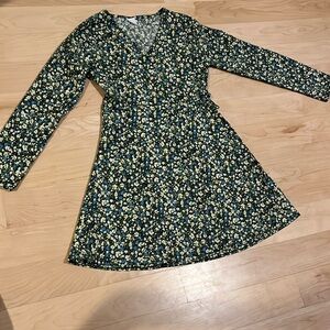 Flower print long sleeve Zara dress size 10 girls